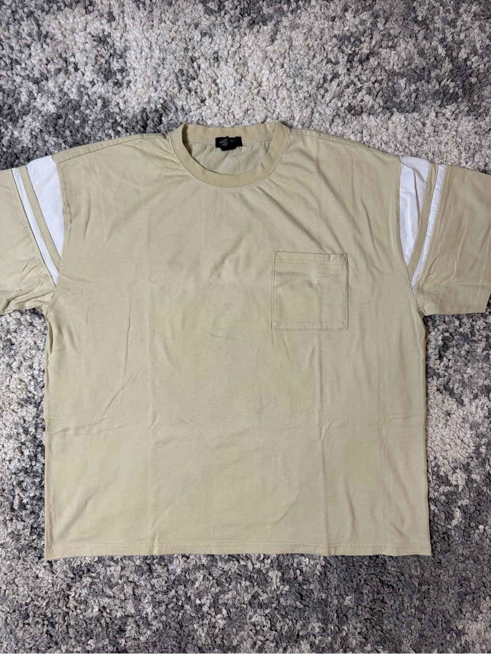 Forever 21 Men, Men's PocketT-Shirt in Light Beige with White Accents, XL